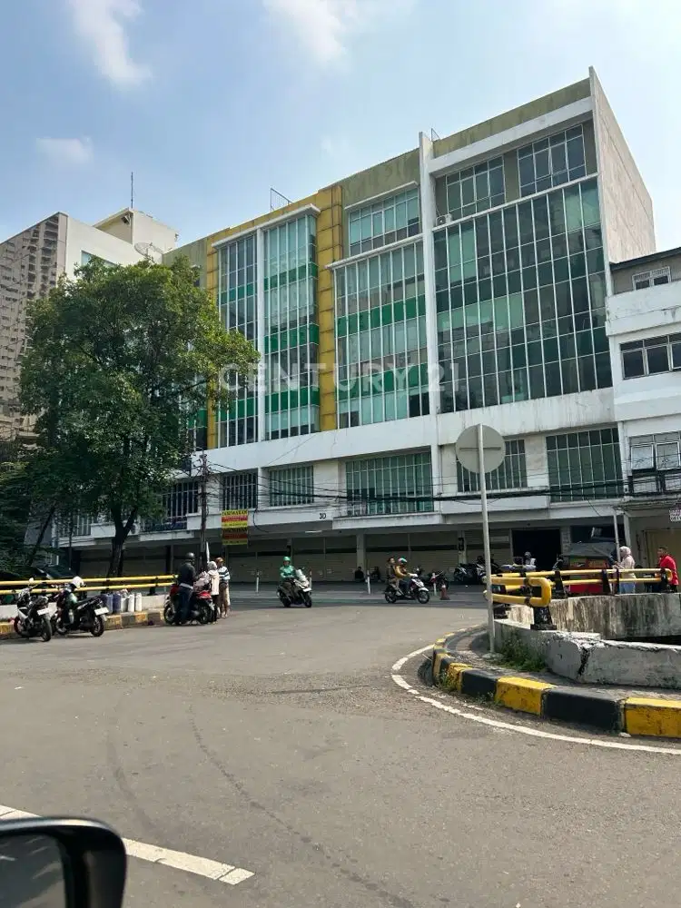 Ruko 5 Lantai Rapih Dengan Lift Samping Plaza Indonesia