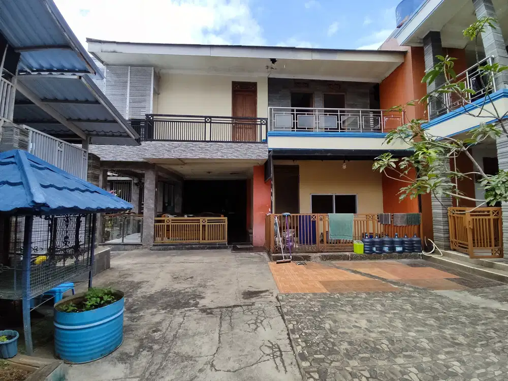 Dijual Rumah lokasi ramai cocok untuk usaha kost2an di linggar rancake