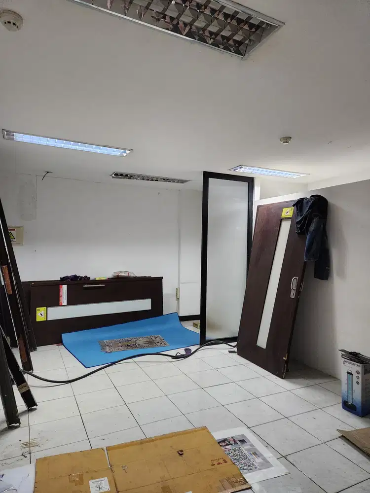 Dijual Gudang Bizpark Ciputra Siap Pakai , Jakarta Timur