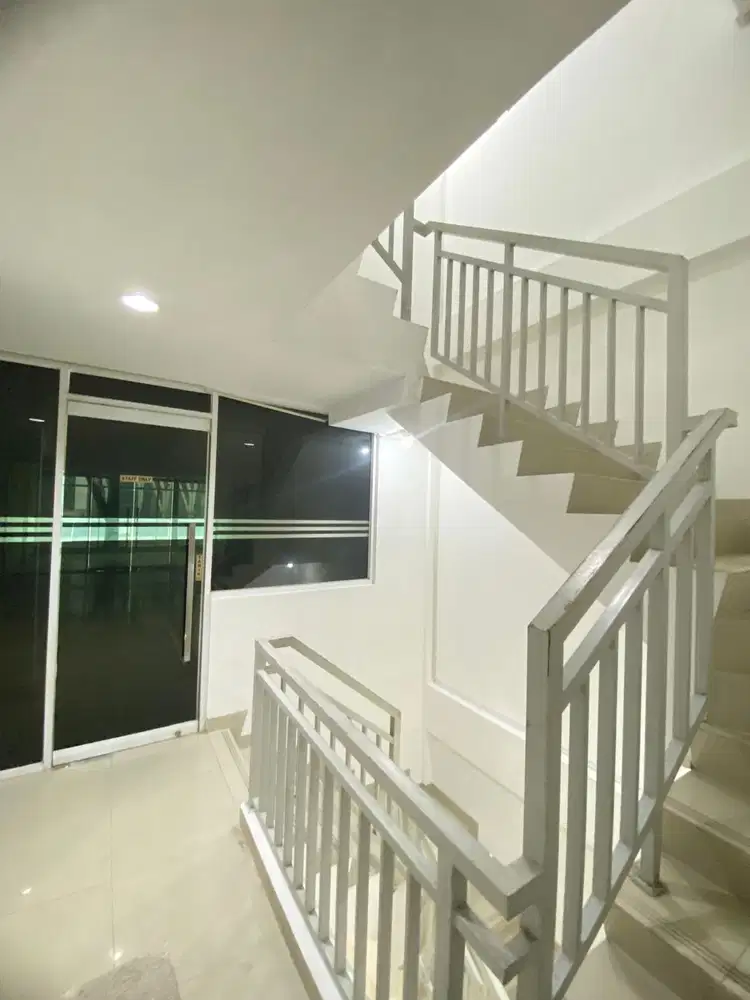 Ruko Bagus 3.5 Lantai di Cikarang Central City