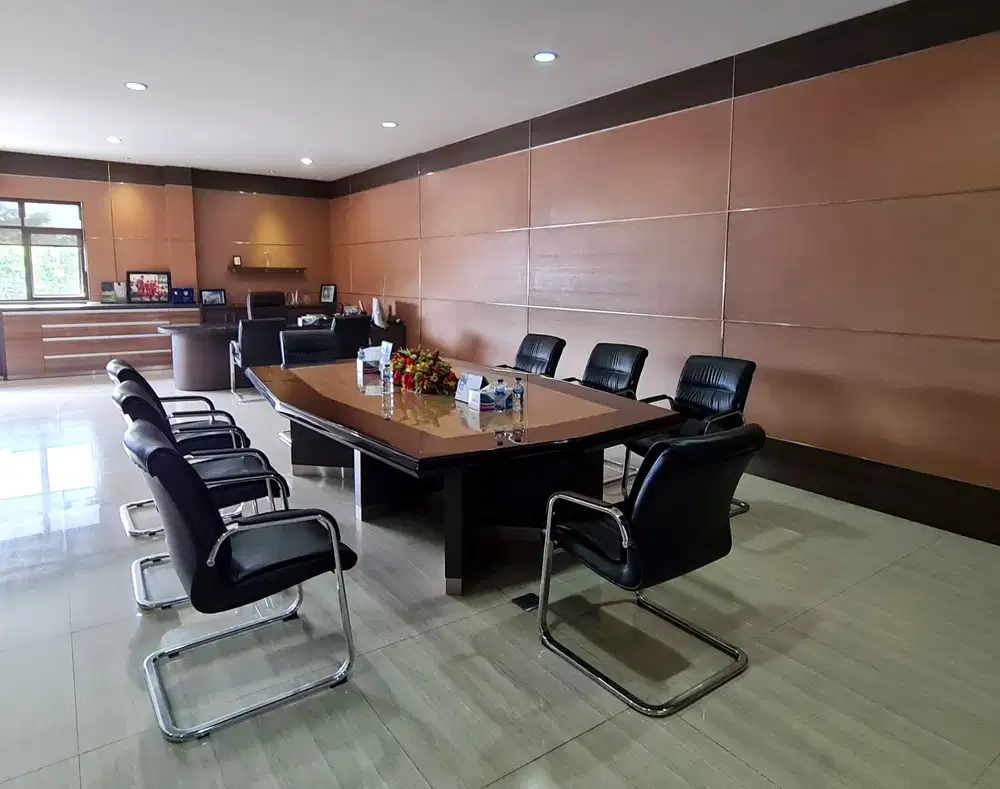 DIJUAL SHOWROOM DAN KANTOR SOEKARNO HATTA BANDUNG
