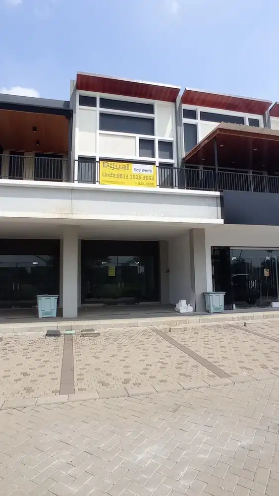 Ruko 2 Lantai Siap Pakai Hadap Danau di Gading Serpong