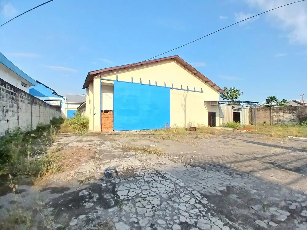 Gudang di lokasi strategis Jl. Tajem Maguwo Dekat  Ring Road Utara