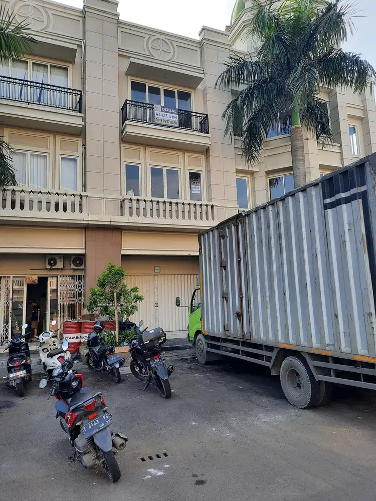 Dijual Cepat Ruko 3 lantai di RUko Widjaya Grand Taruma Karawang