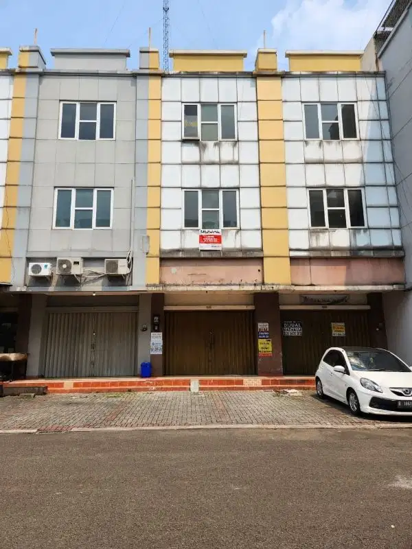 Ruko  murah siap usaha di Bsd Ruko Tol Bulevars Serpong