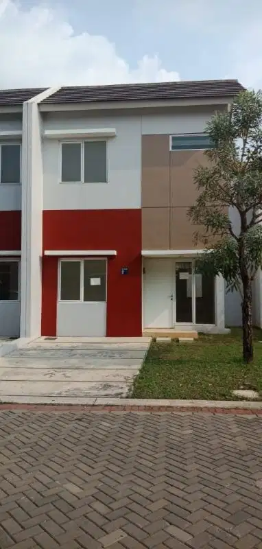 Rumah Standar Minimalis 2 Lantai di Serpong Lagoon