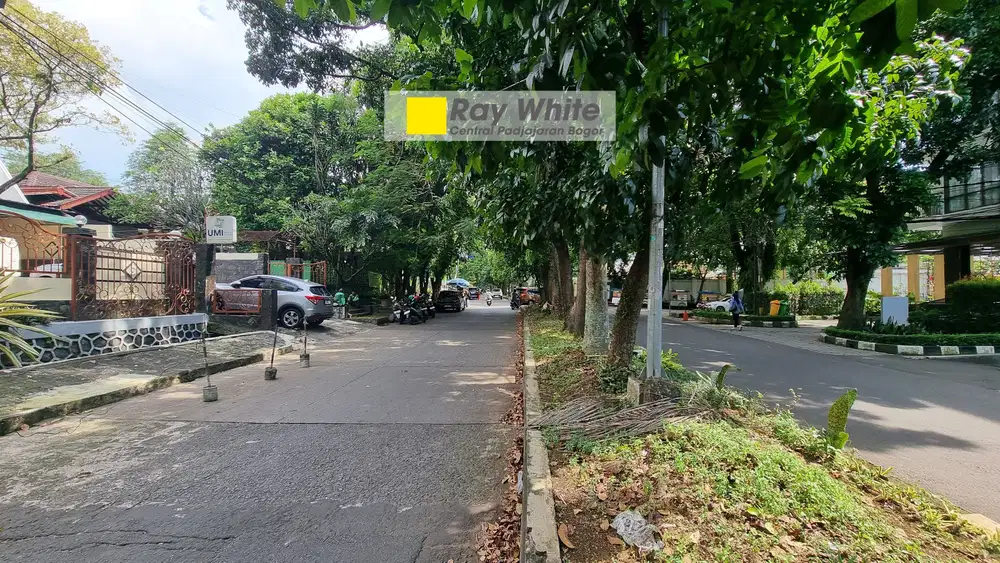 Disewakan/dijual Ruang usaha strategis dekat jl pajajaran bogor