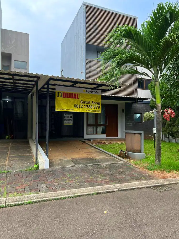 Dijual Rumah mewah di Blossom ville BSD, paling dekat dengan Stasiun.