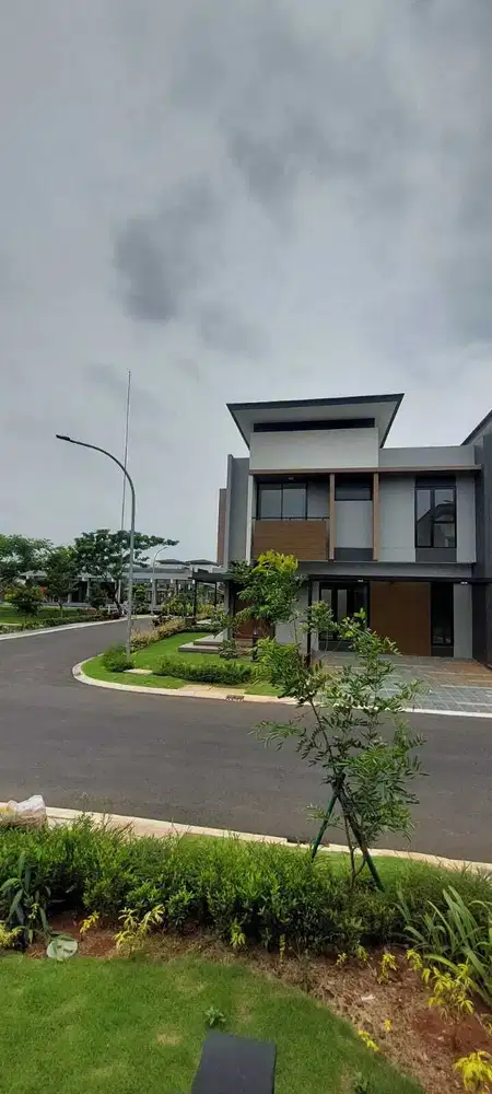 Rumah Hook Eksklusif Kawasan Elit Summarecon Bekasi
