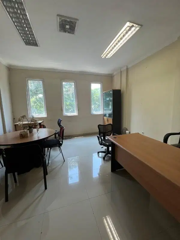 Ruko Rawa Bunga Jatinegara Jak Tim LB 4.5x15 M2 4 Lantai Timur