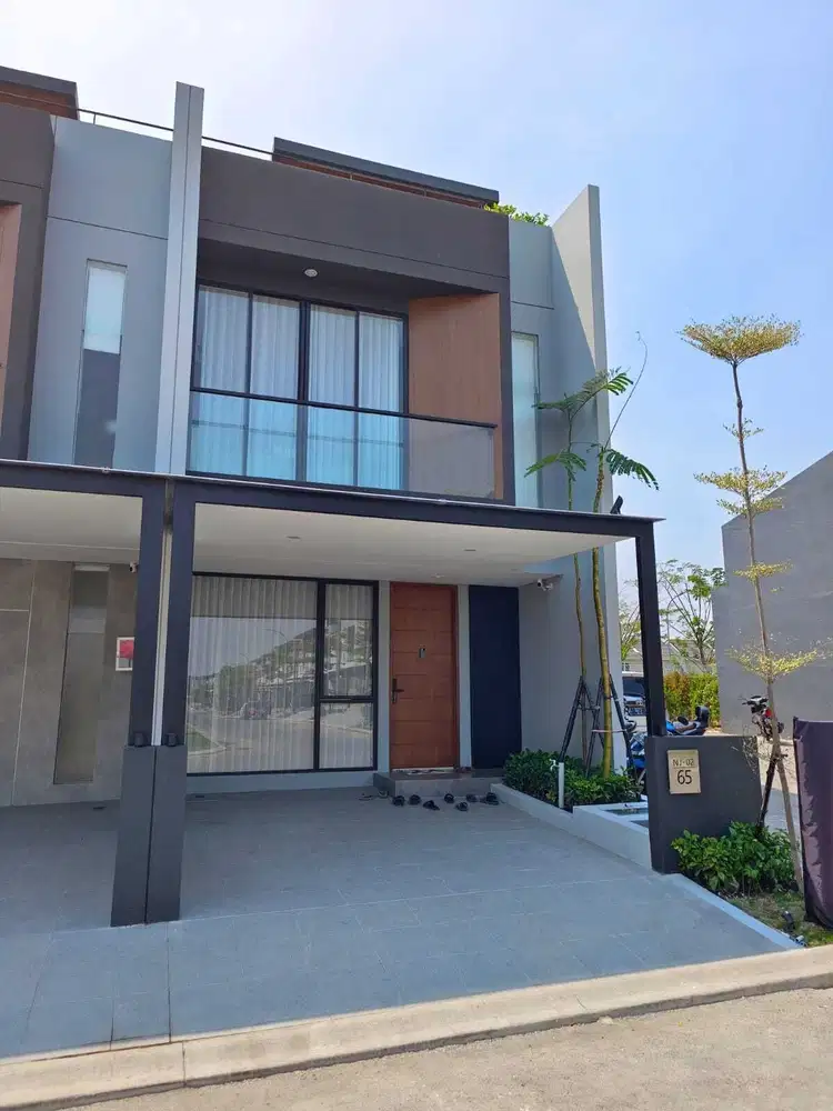 Rumah Citraland ada Attic Room Lantai 3 di Northwest Central