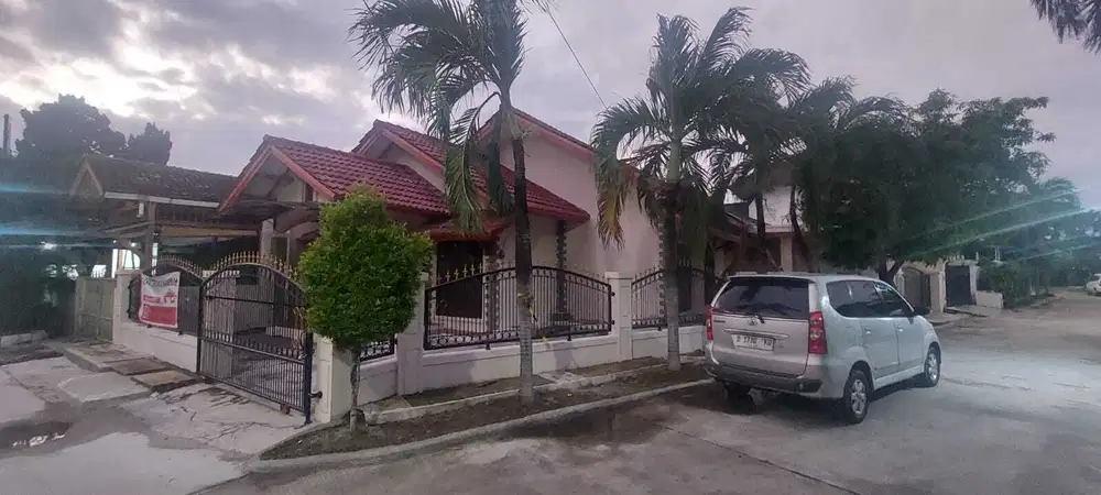 DISEWAKAN RUMAH Hook THB (Taman Harapan Baru) Pejuang Medan Satria