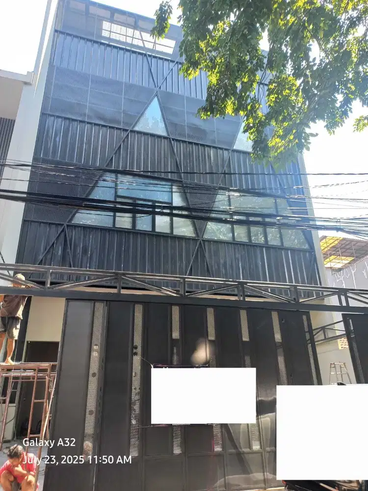 Disewakan Ruang Usaha Brand New Gading Elok Utara Raya