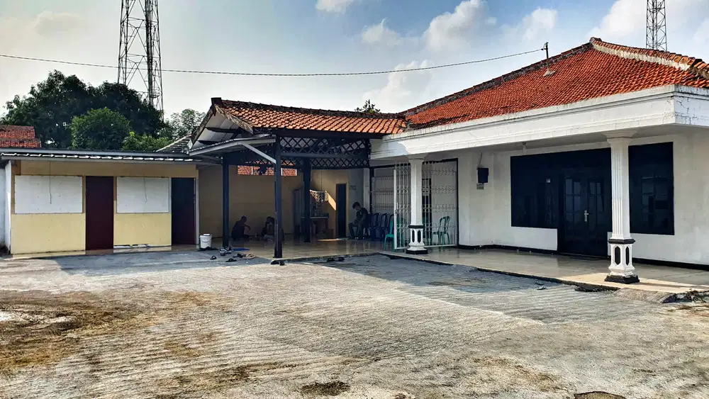 Tanah Posisi hook lokasi Strategis di jl Raya Pasar Babelan Bekasi