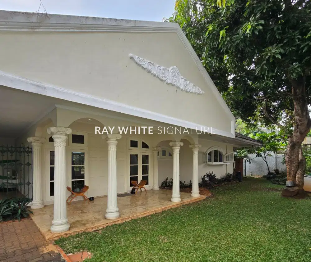 Dijual Rumah Lama Layak Huni Kondisi terawat di Jl Bangka XIC
