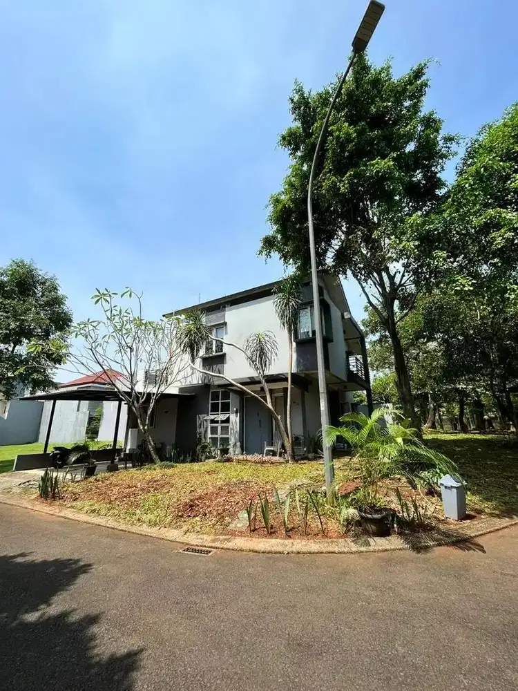 Rumah Sudut Minimalis di Pavillion BSD Dekat Stasiun Kereta (Kode 647)