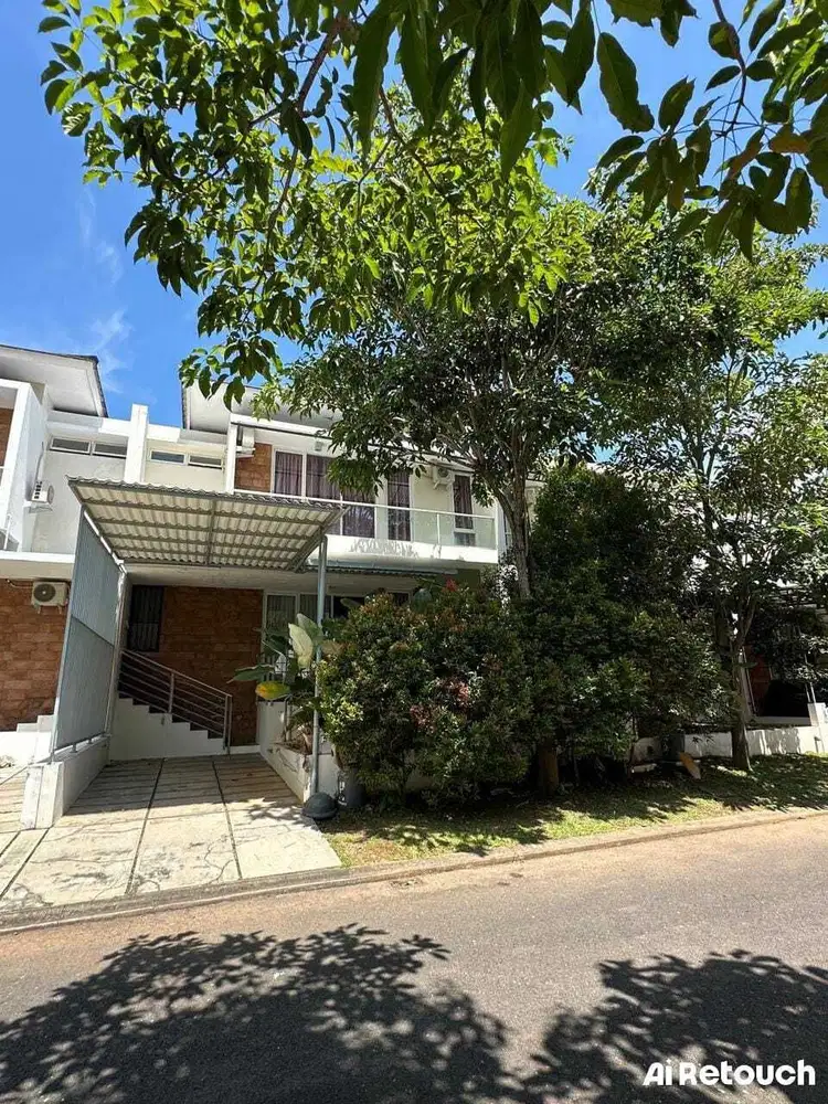 Disewakan rumah 2 lantai bsb city ivy park