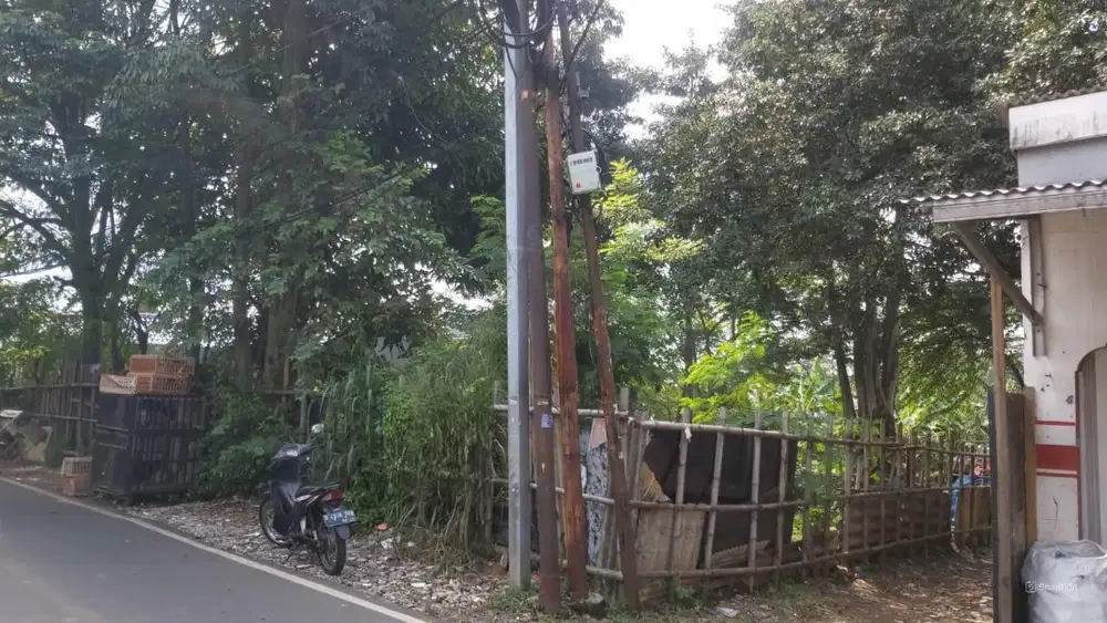 Dijual Tanah strategis pinggir jalan di Cipayung, Jl A.m.d. Xxv Jaktim