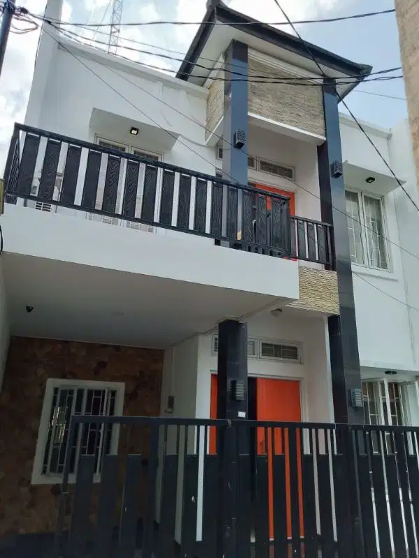 Rumah Minimalis Keren & Apik Dekat Permata Bintaro