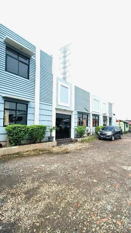 Dijual Tanah bonus Kantor siap huni