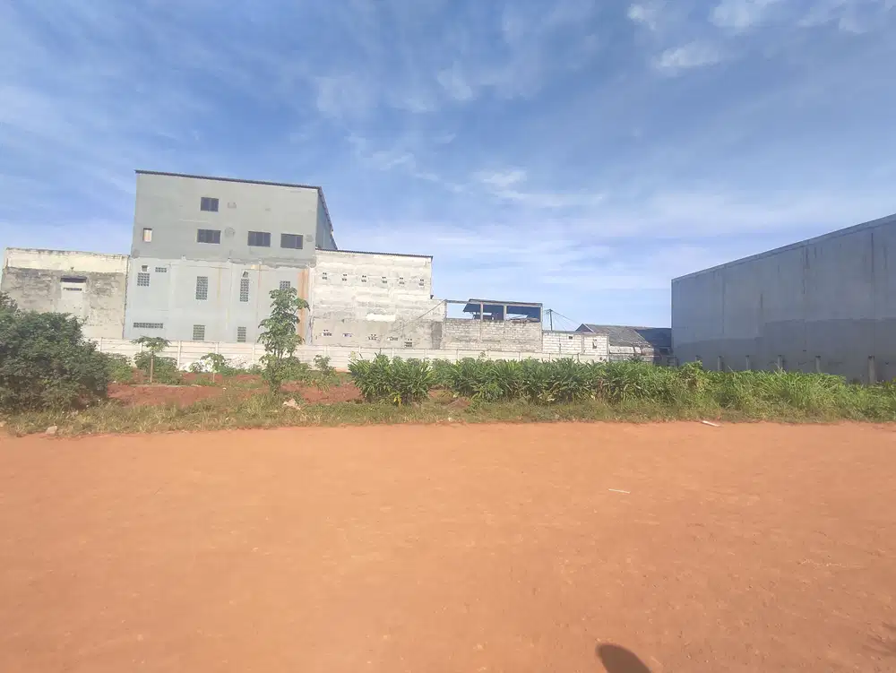 Tanah 1800m2 di daerah industri Tanah Tinggi Tanggerang