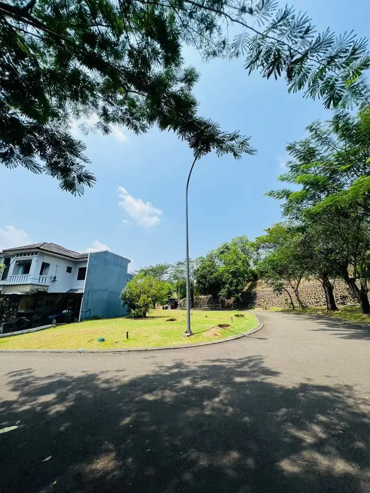 TURUN HARGA LAGI Tanah 283 m2 Perumahan Kolam Renang, BSD The GrEEN