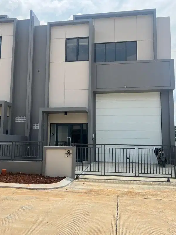 Gudang Baru di Komplek Pergudangan Modern Taman Tekno BSD city
