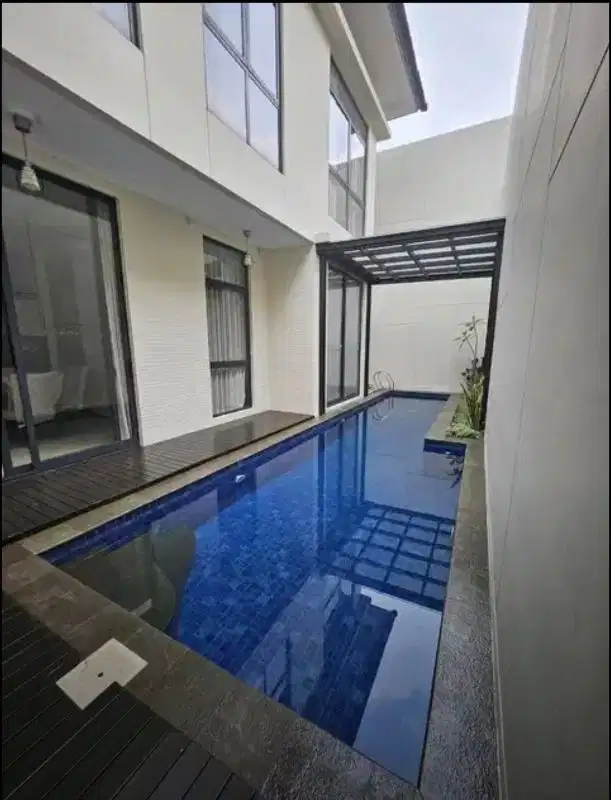 Rumah Mewah Ada Kolam Renang Di Nava Park BSD, Furnished