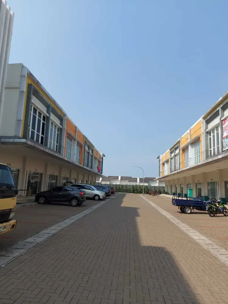 Ruko 2 Lantai Siap Pakai Di Summarecon Emerald Karawang