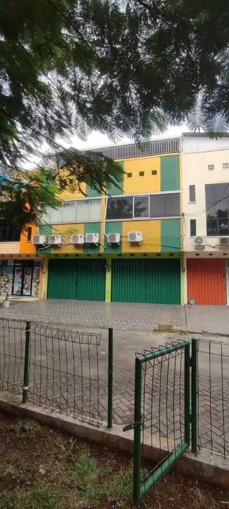 Dijual Cepat Ruko cocok untuk usaha atau Kantor
