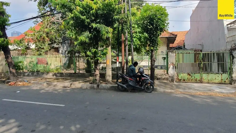 Dijual Rumah di Jl Jaksa Agung Suprapto Surabaya Pusat