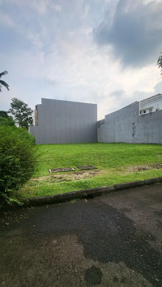 Kavling Sudut Siap bangun di Teras Golf BSD Dekat Mall