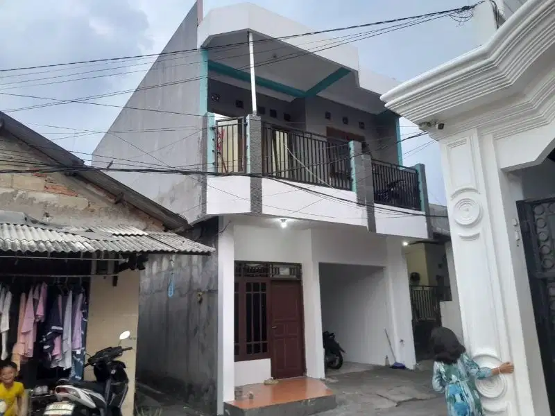 Jual Cepat 2 Lantai Murah Mobil Masuk di Gaga Larangan