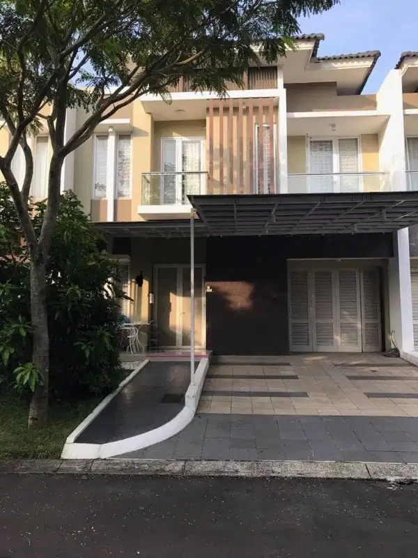 Rumah Full Renovasi 2 Lantai di Gading Serpong