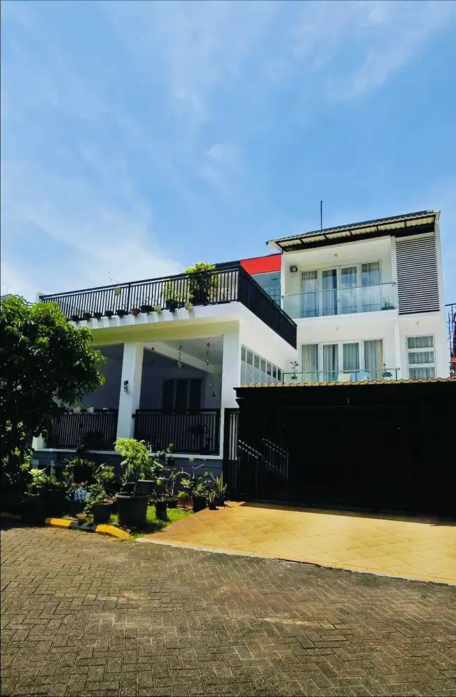 Rumah Minimalis Siap Huni di Puspita Loka BSD Dekat Tol