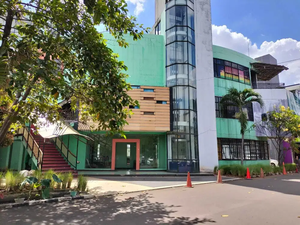 Gedung utk usaha commercial di ALLFRESH ANENUE,jln.Kayu Putih ry,prime