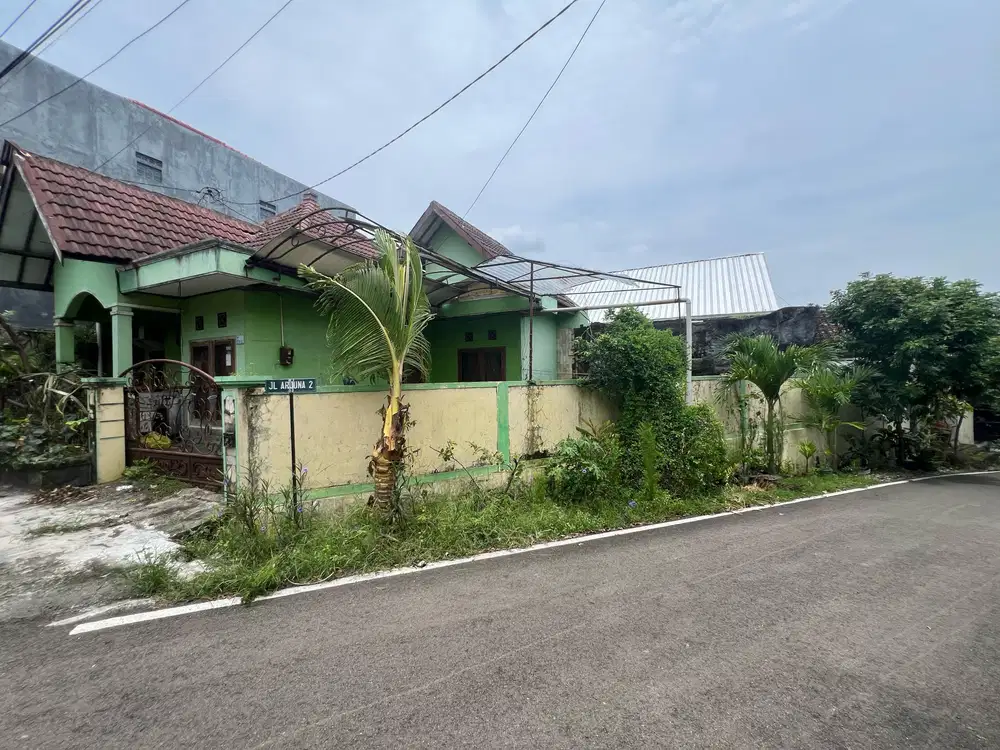 Dijual Rumah Murah Tanah Luas Lokasi Jebres Dekat Kampus UNS Solo
