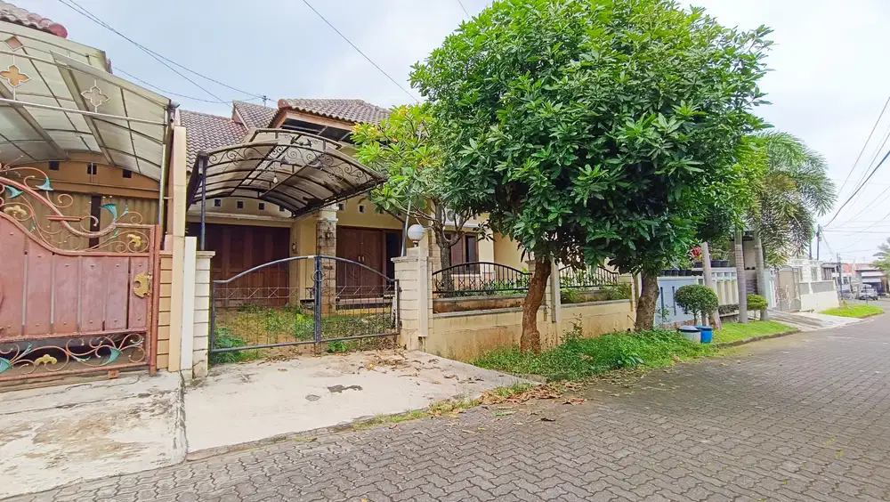 Dijual Rumah Cluster Di Banyumanik Furnished Butuh Minim Renovasi