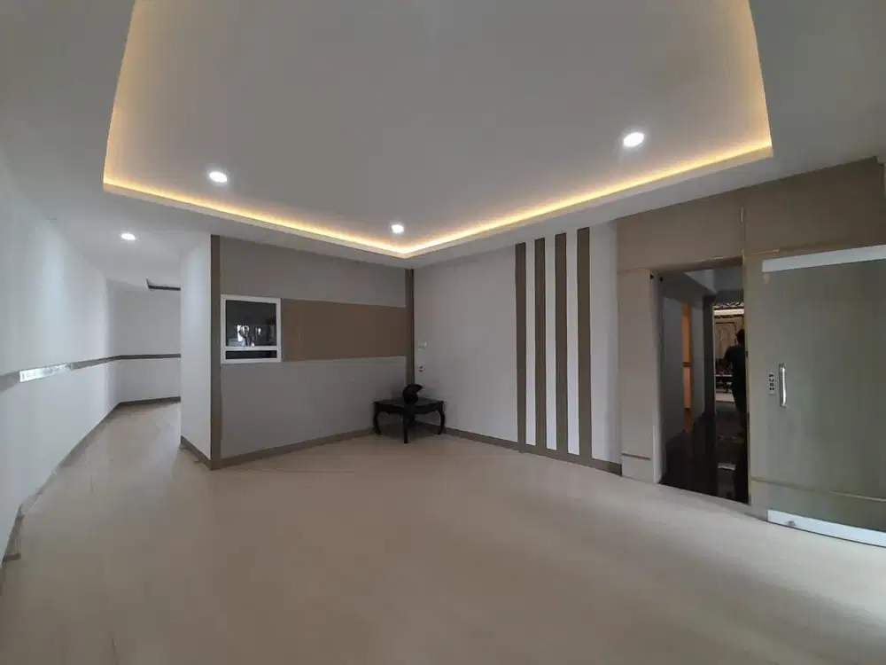 Disewa Ruang Usaha Sayap Riau Eks Klinik Kecantikan