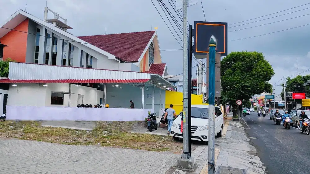 Ruang Usaha Jalan Raya Taman Siswa, Toko Ruko 139 m2 Mergangsan Jogja