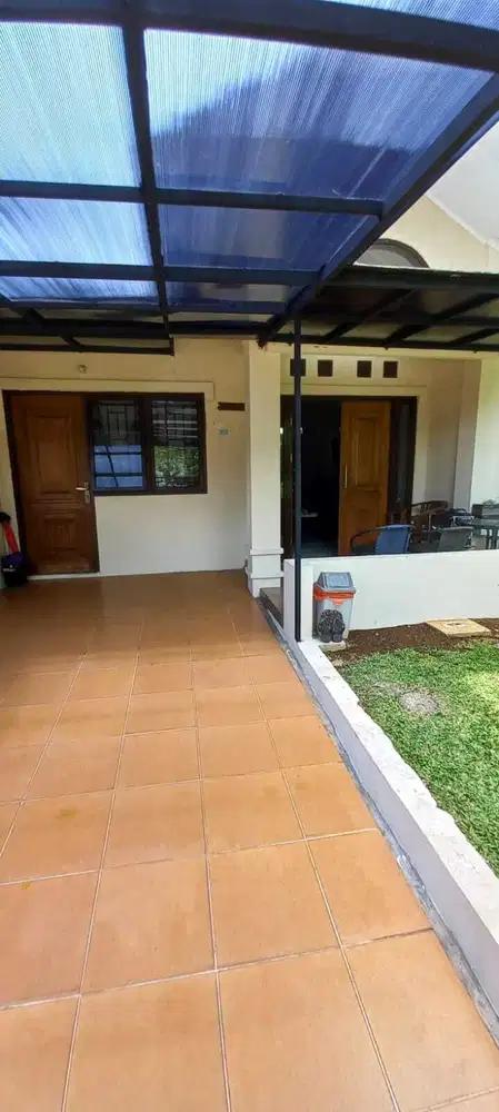 Rumah Luas Siap Huni Di Kencana Loka BSD, Dekat Pasar Dan Sekolah