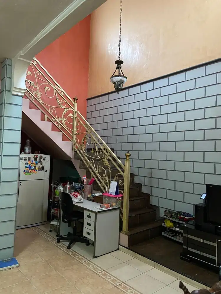 DIJUAL RUMAH SIAP HUNI DI CEMPAKA PUTIH HARGA NEGO