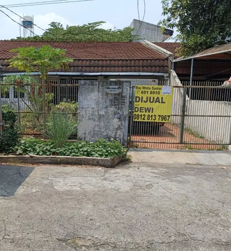 Rumah Hitung Tanah Danau Agung Luas 300 M2 Dalam Komplek