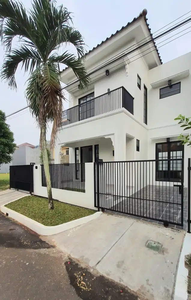 Rumah di BSD City, Anggrek Loka