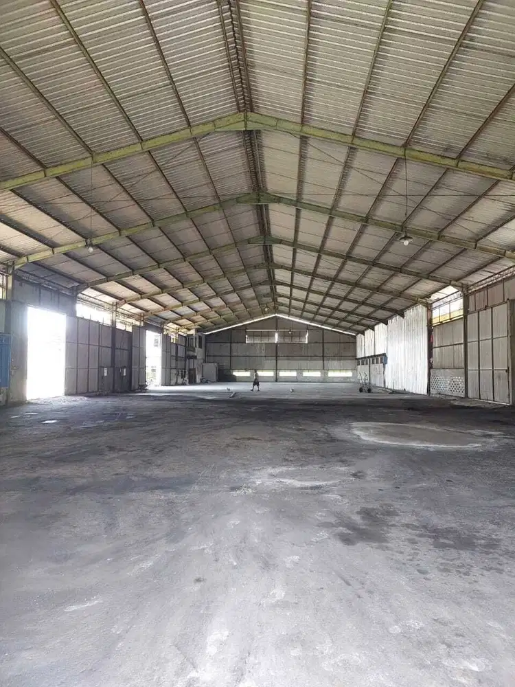 Sewa Gudang Bagus dan Luas di Gebang Ilir, Cirebon