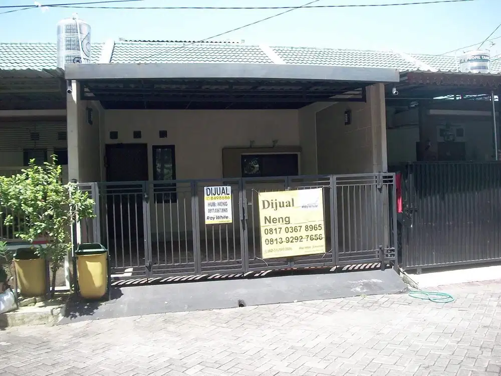 Rumah di Dian Regency Sukolilo