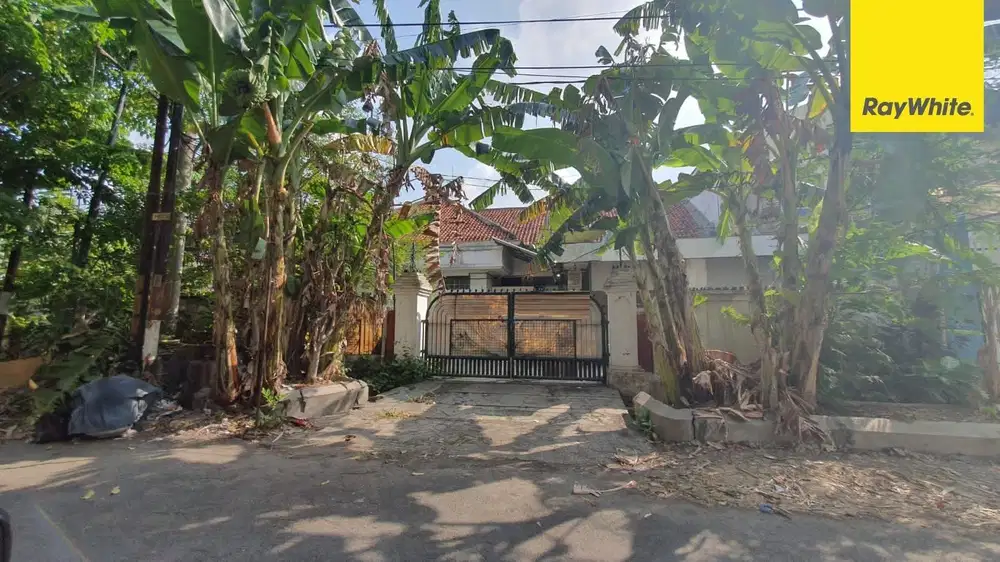 Dijual Rumah Pusat Kota di Jl Kemuning Genteng Surabaya