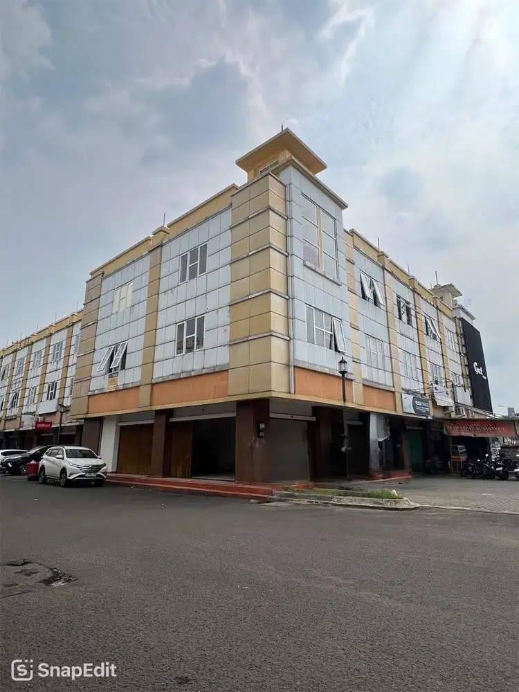 Ruko Gandeng di BSD City Dekat Sekolah dan Akses Tol
