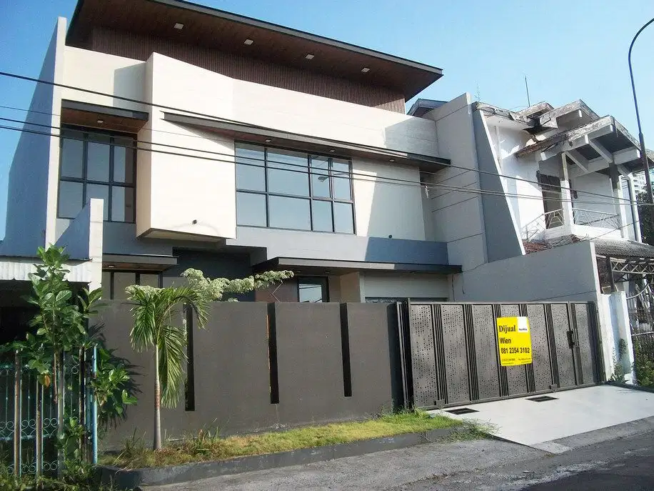 Rumah di Kertajaya Indah Timur