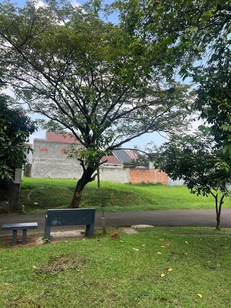 Kavling Badan Depan Taman Lingkungan Asri Girya Loka BSD city
